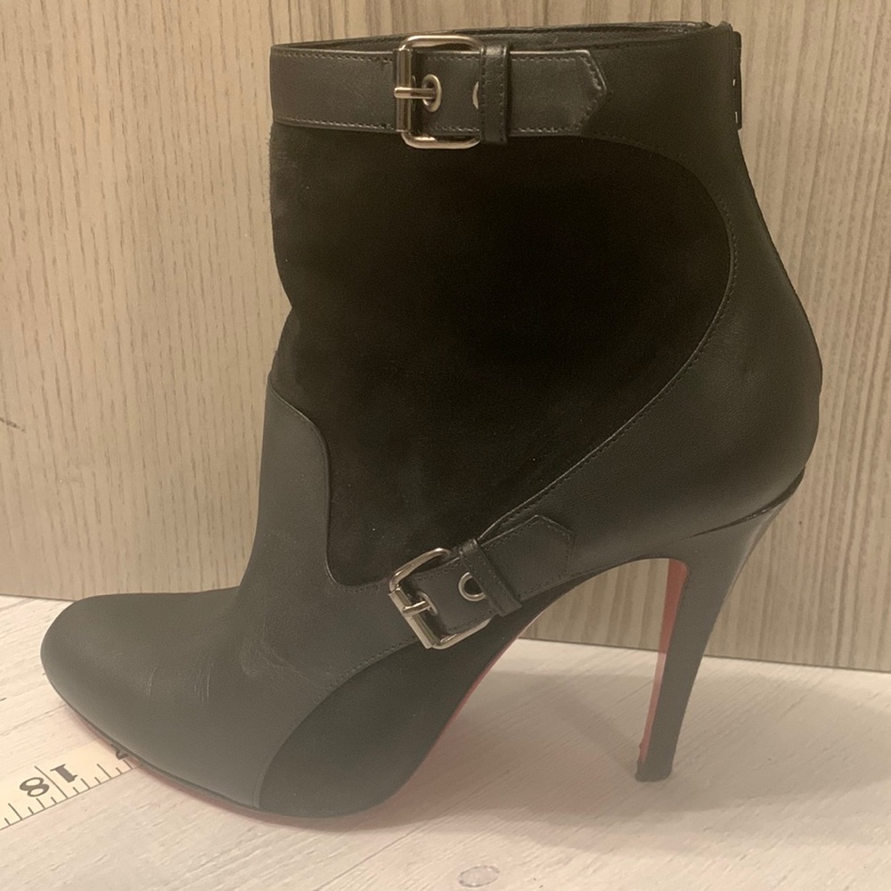 Christian Louboutin CANNASONNE 100 Ankle Bootie